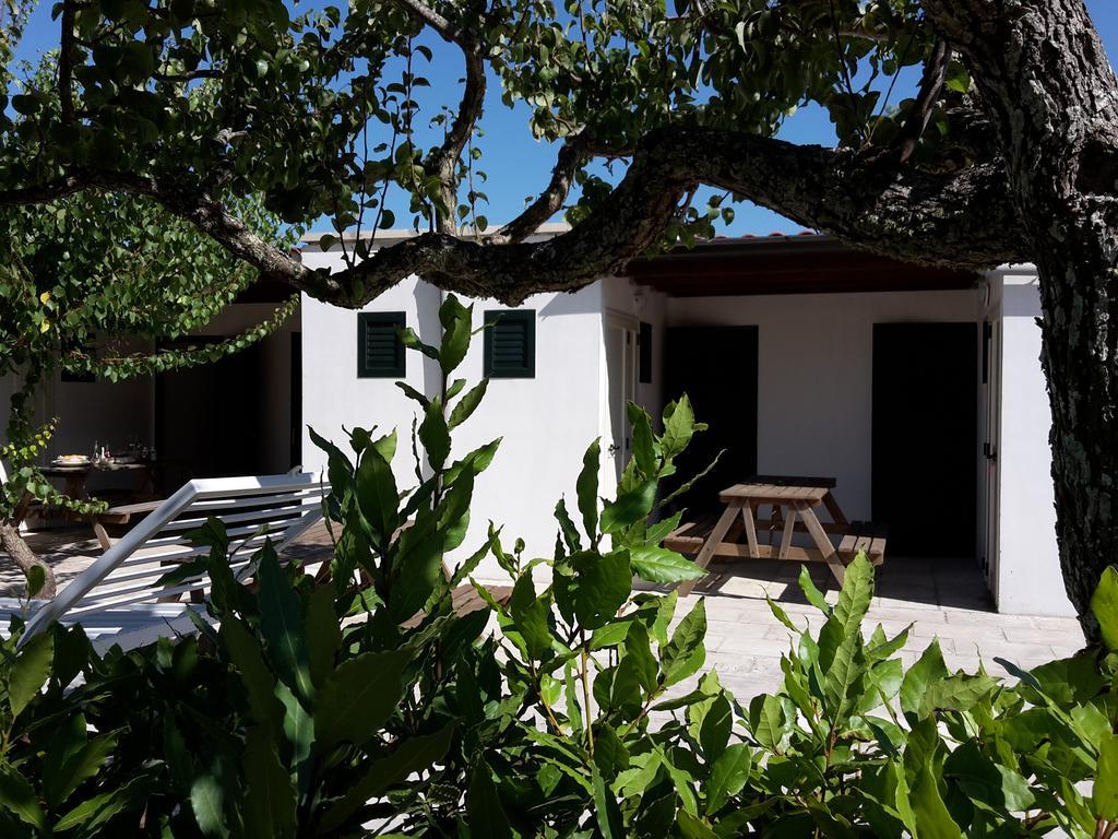 Agriturismo Vignavecchia ヴィニャカストリジ エクステリア 写真